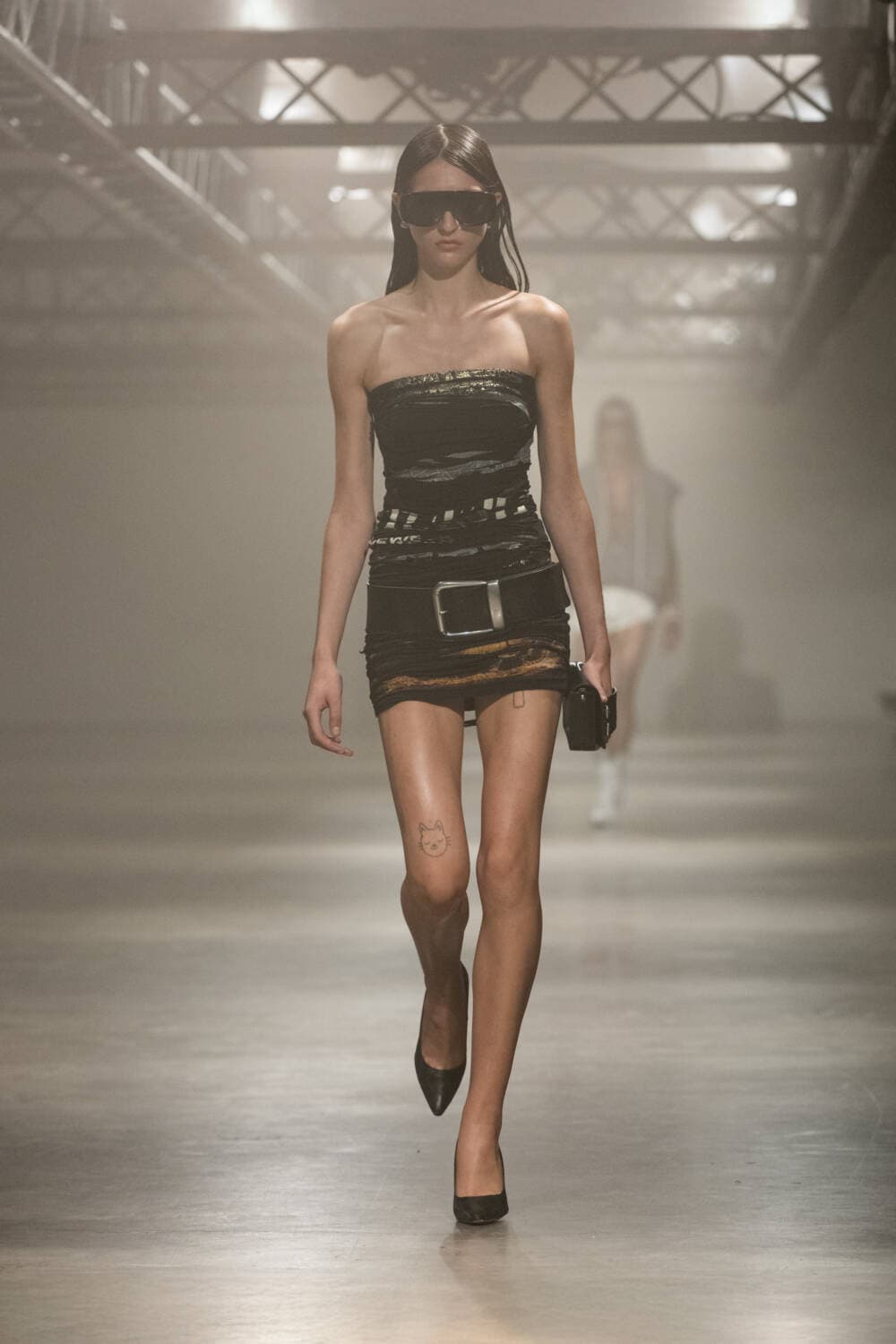 MM6 Maison Margiela: Ready-To-Wear SS25 - 10 Magazine
